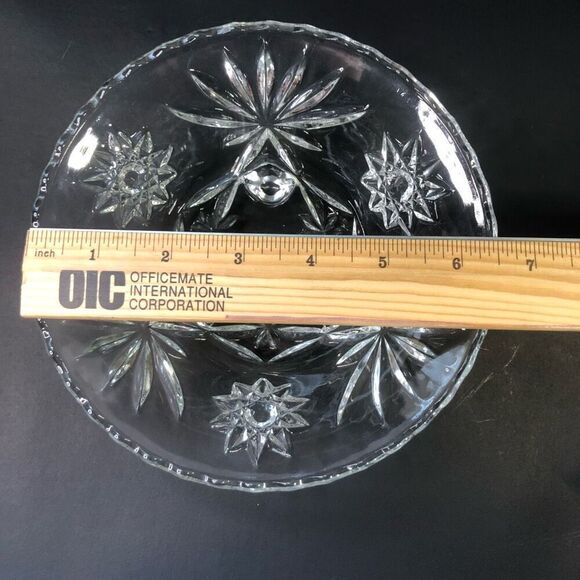 Anchor Hocking pressed glass clear trifooted candy bowl dish Star of David 6.75" - Picture 5 of 6